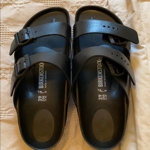 Brand NEW Lightweight Birkenstock’s